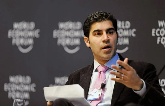 landscape photograph of Dr Parag Khanna gesturing as he speaks