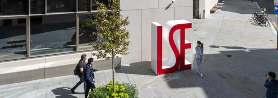 LSE letters on campus.