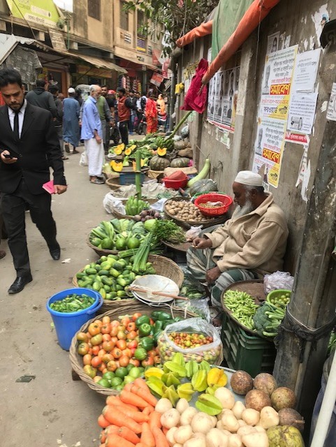 KG Dhaka outdoor vendor