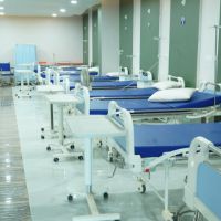 Row_of_hospital_beds_stock_image_from_Canva