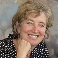 suzi hall