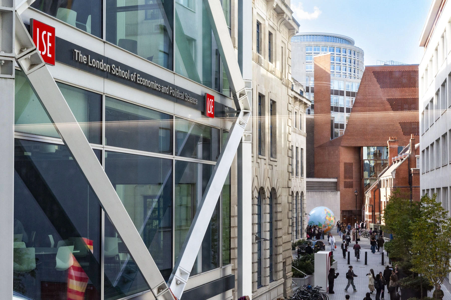 LSE campus