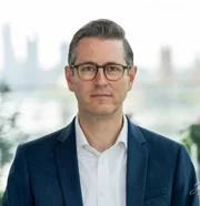 Portrait of Alex Voorhoeve