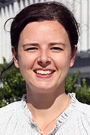 Portrait photo of Sarah Brierley