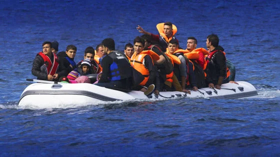 refugees on very small boat