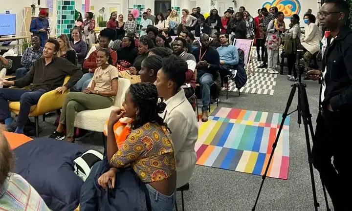 Ubuntu Cafe Audience