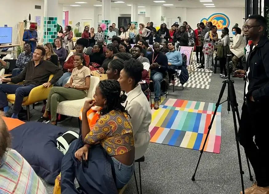 Ubuntu Cafe Audience