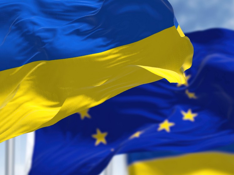 ukraine-flag-iStock-747x560-4-3