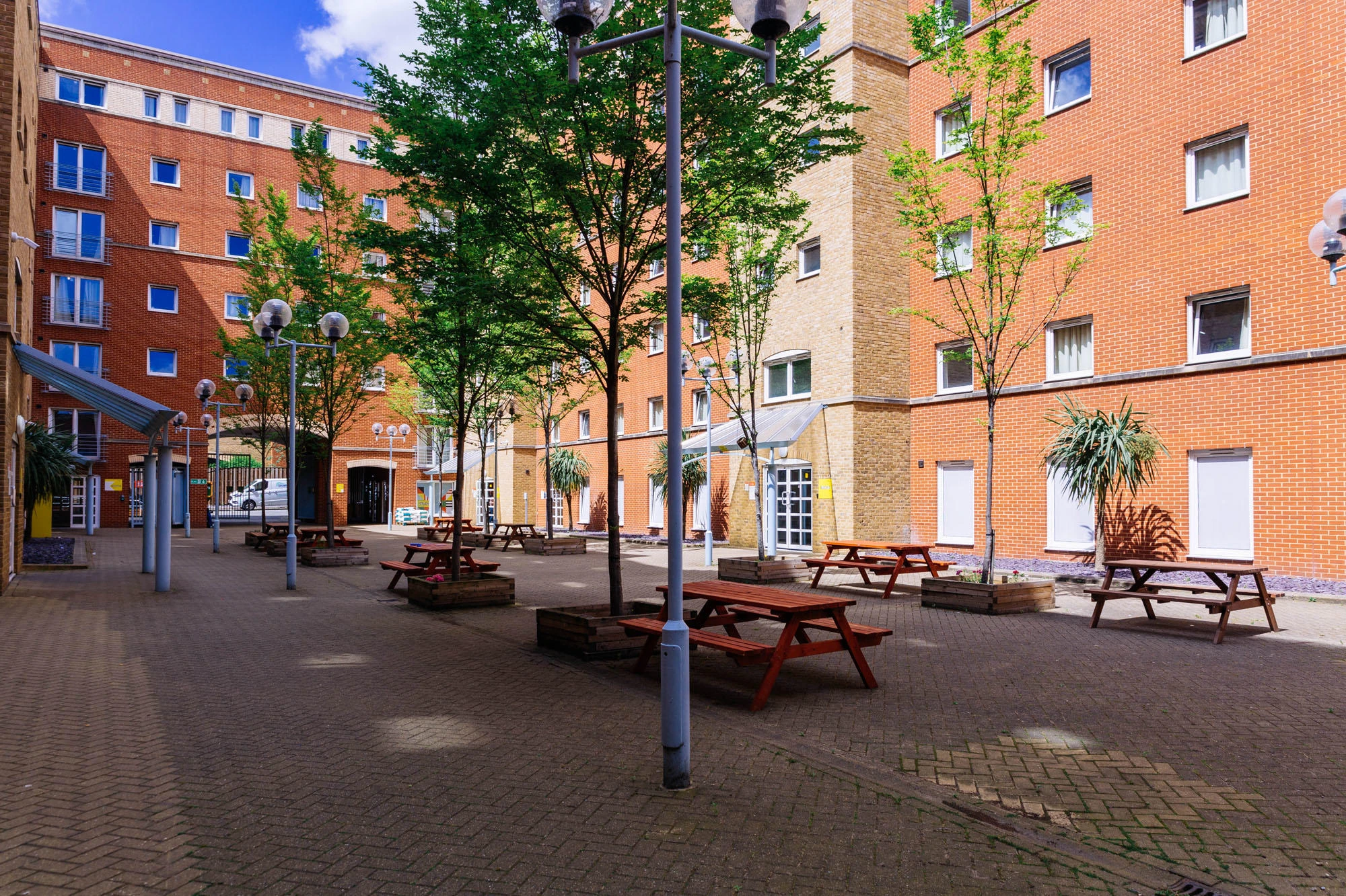 Sidney Webb House - Courtyard