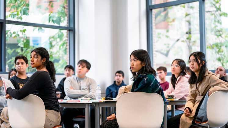 747x420-students-sat-around-listening